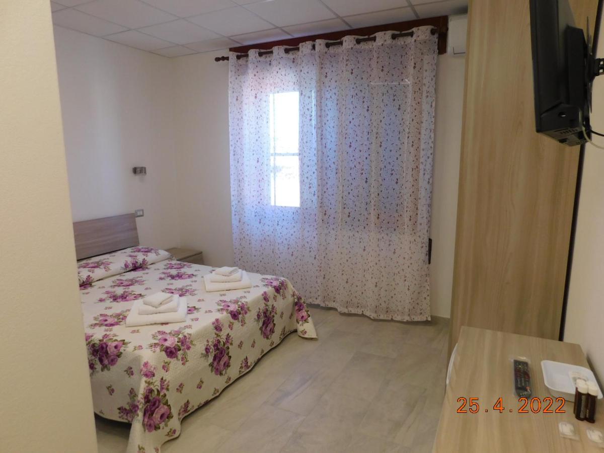 B&B Divino Кабрас Экстерьер фото